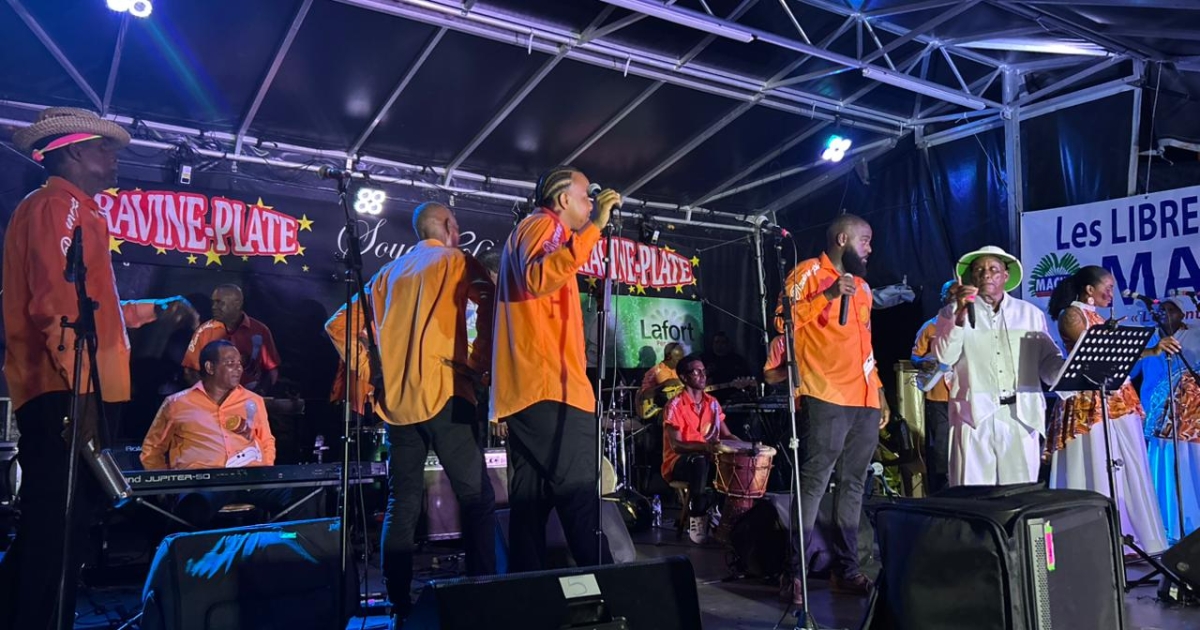     Ambiance festive au Vauclin pour le lancement des chanté Noël de RCI avec Ravine Plate

