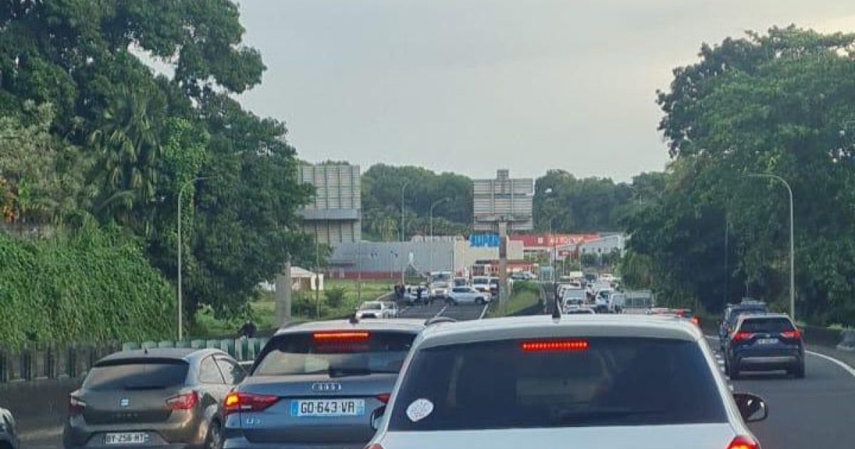     Un accident peu après Colin provoque de forts ralentissements 

