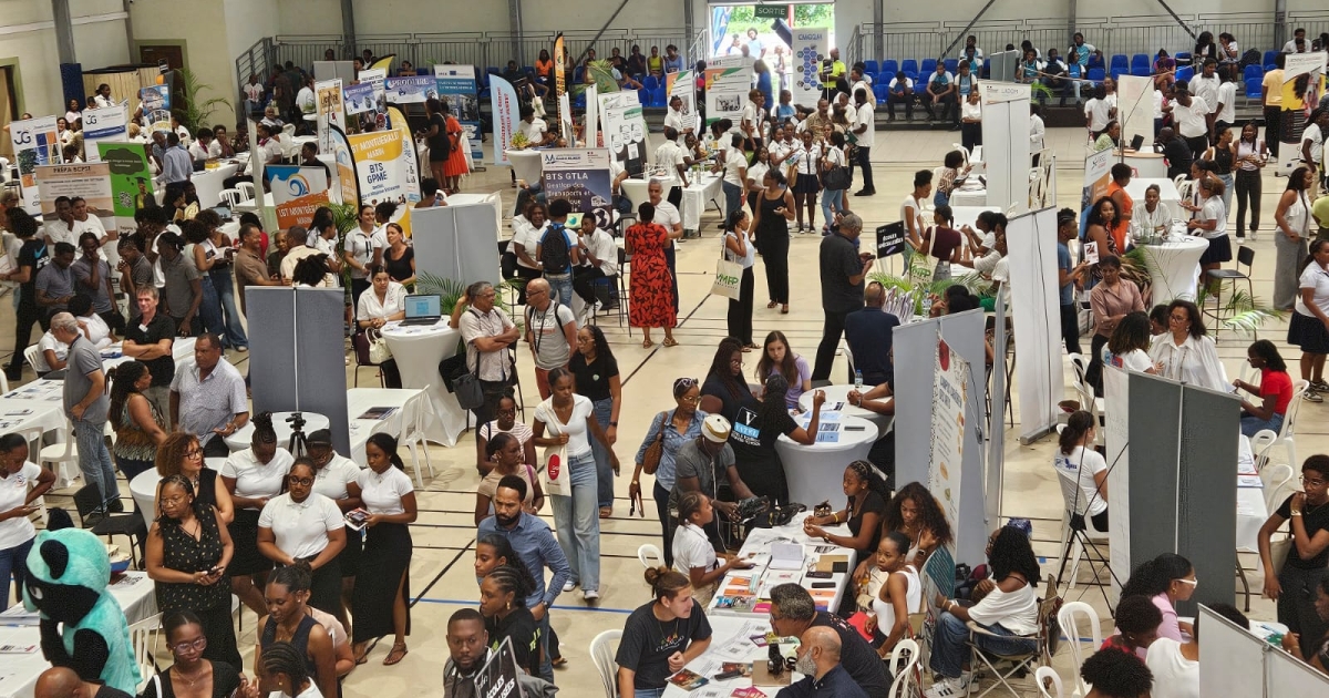     Au Lamentin, le salon Forméo ouvre ses portes aux lycéens

