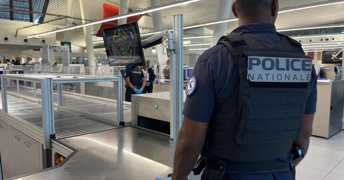     Aéroport Aimé-Césaire : trois passeurs de cocaïne jugés et condamnés

