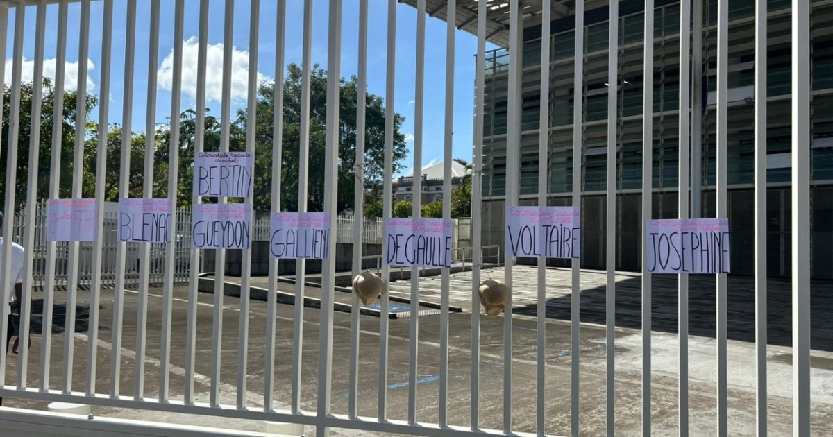     Déboulonnage des statues : le parquet de Fort-de-France fait appel du jugement

