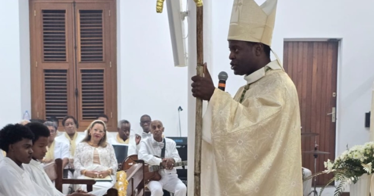     Une grande messe de Noël au goût de bain de jouvence 

