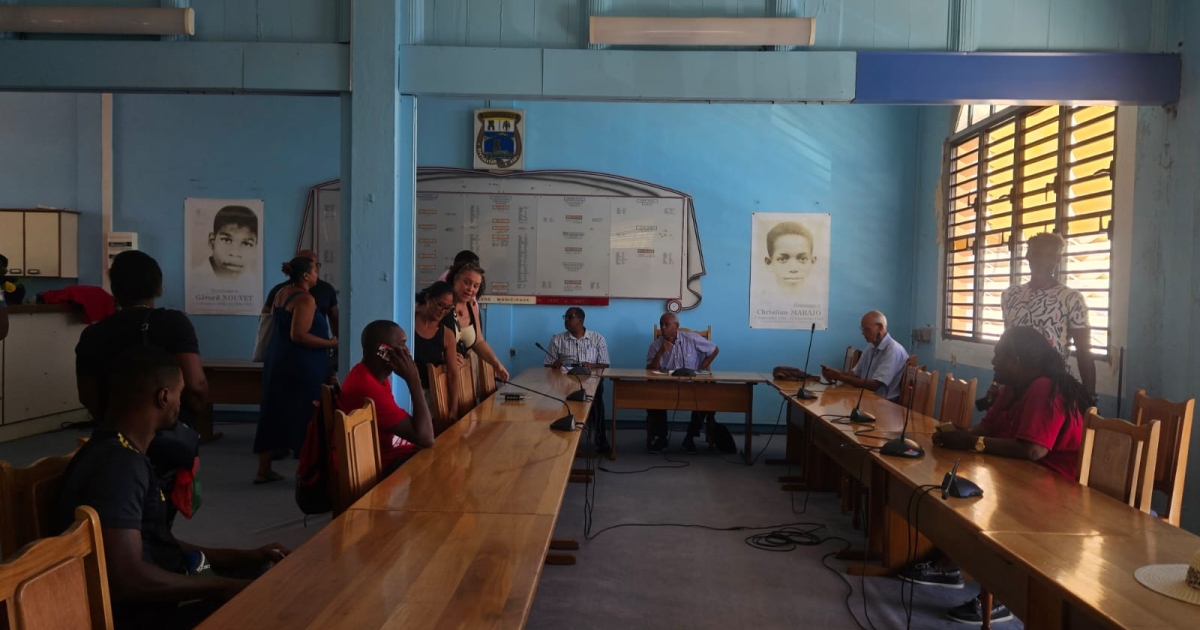     Sargasses : au Robert, riverains et collectif réclament des actions concrètes

