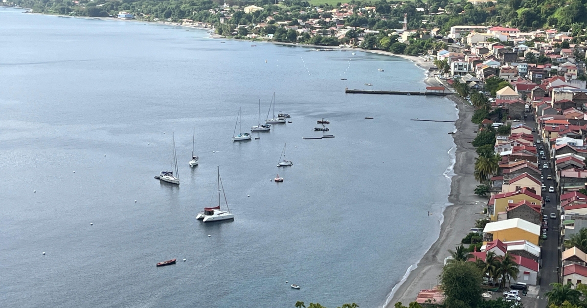     La baignade et les activités nautiques temporairement interdites à Saint-Pierre

