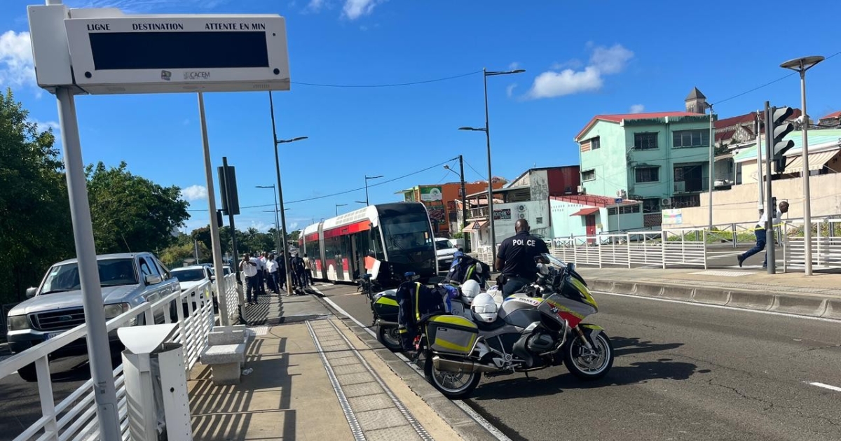     Trop d’accidents sur la voie du TCSP, la colère des chauffeurs de BHNS monte : « On ne peut plus accepter ça »


