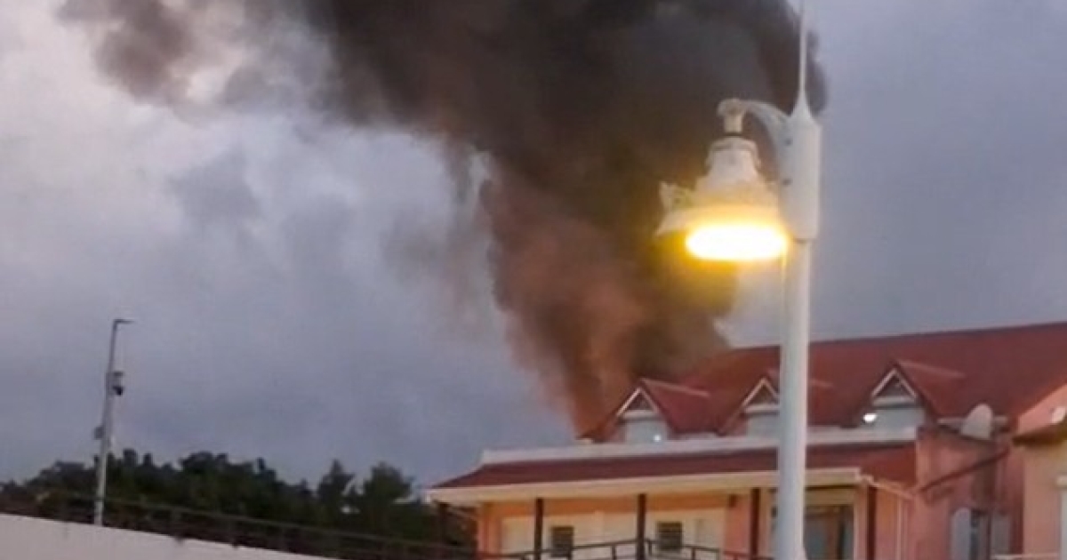     Une maison détruite par un incendie à Basse-Terre

