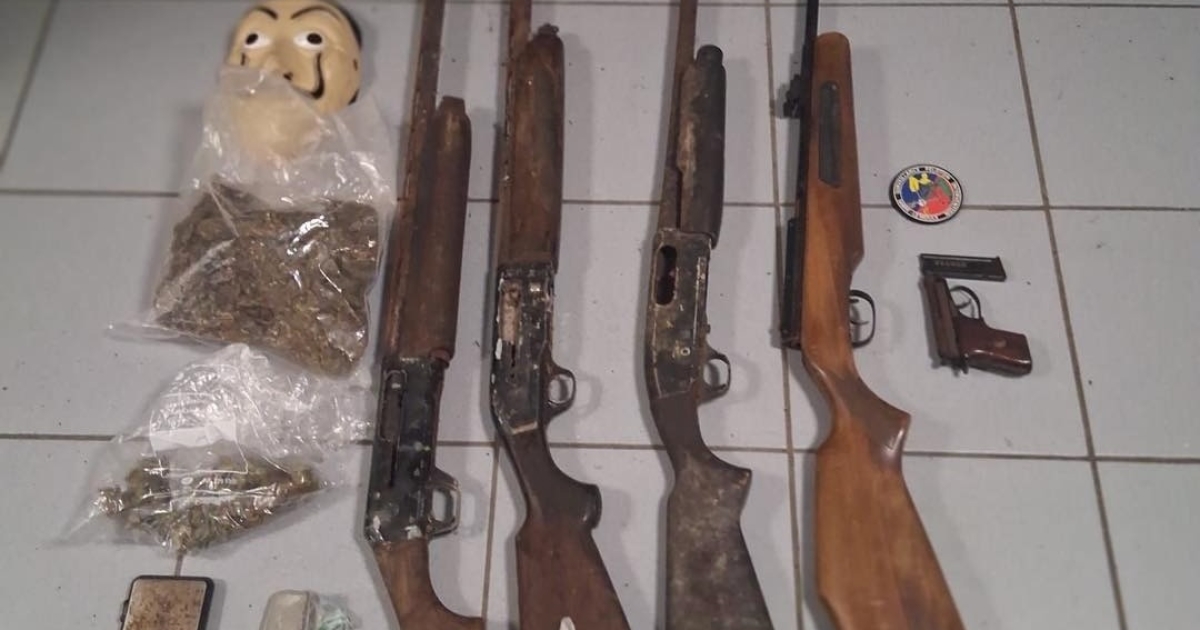     Lutte contre le narcotrafic : plusieurs saisies d’armes et de drogues à Saint-François

