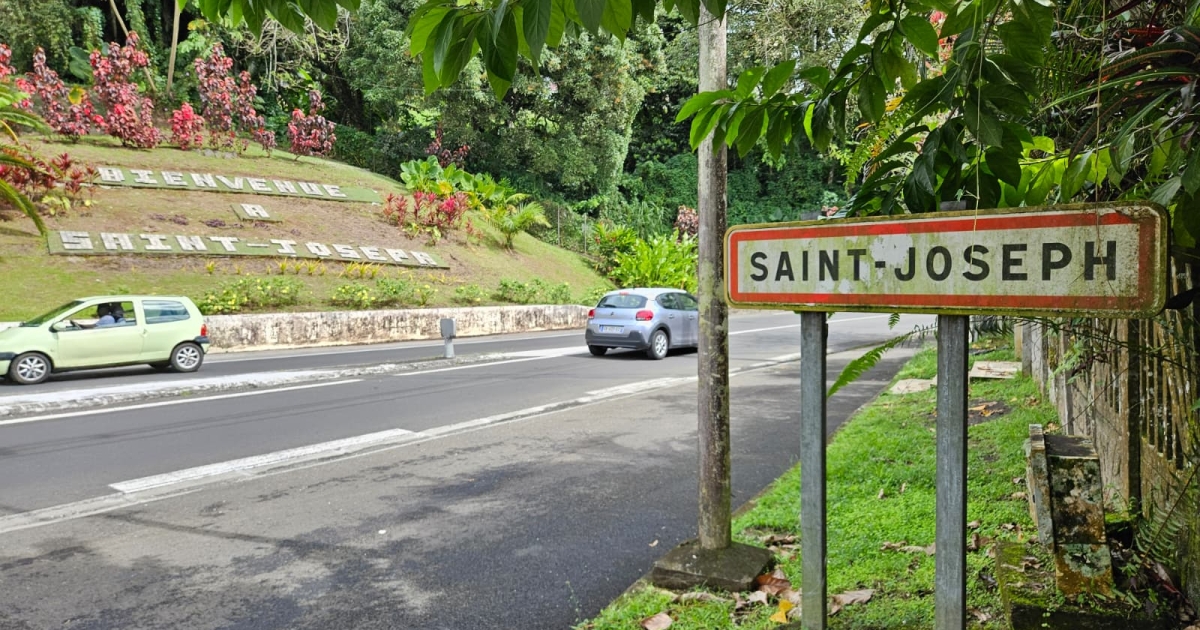     "On exige du respect" : le cri de colère se poursuit à Saint-Joseph pour plus de 80 animateurs privés de salaire

