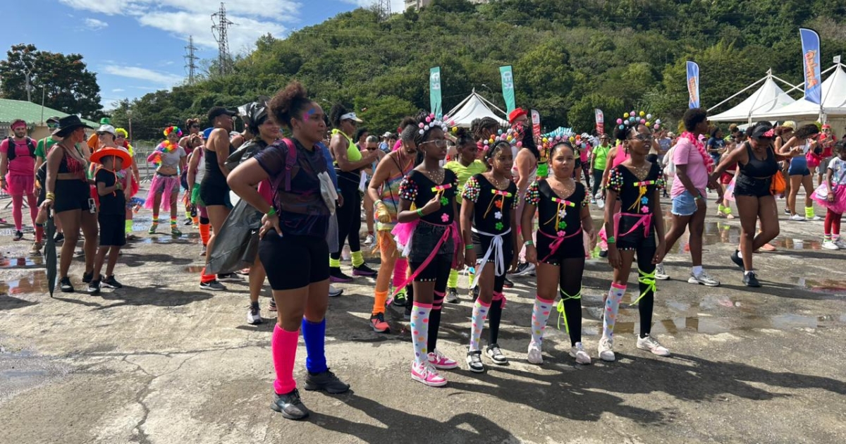     [EN IMAGES] Plus de 1000 participants réunis à la Schoelcher Carnival Run

