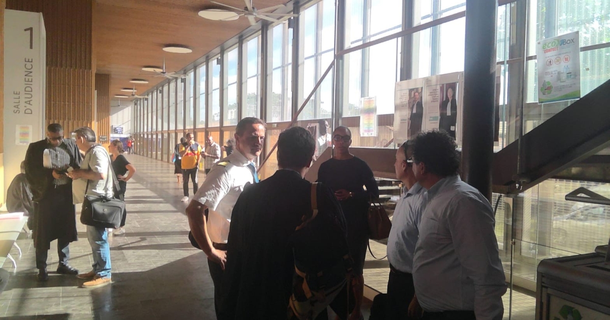     Air Antilles : le tribunal de commerce met sa décision en délibéré au 2 février prochain

