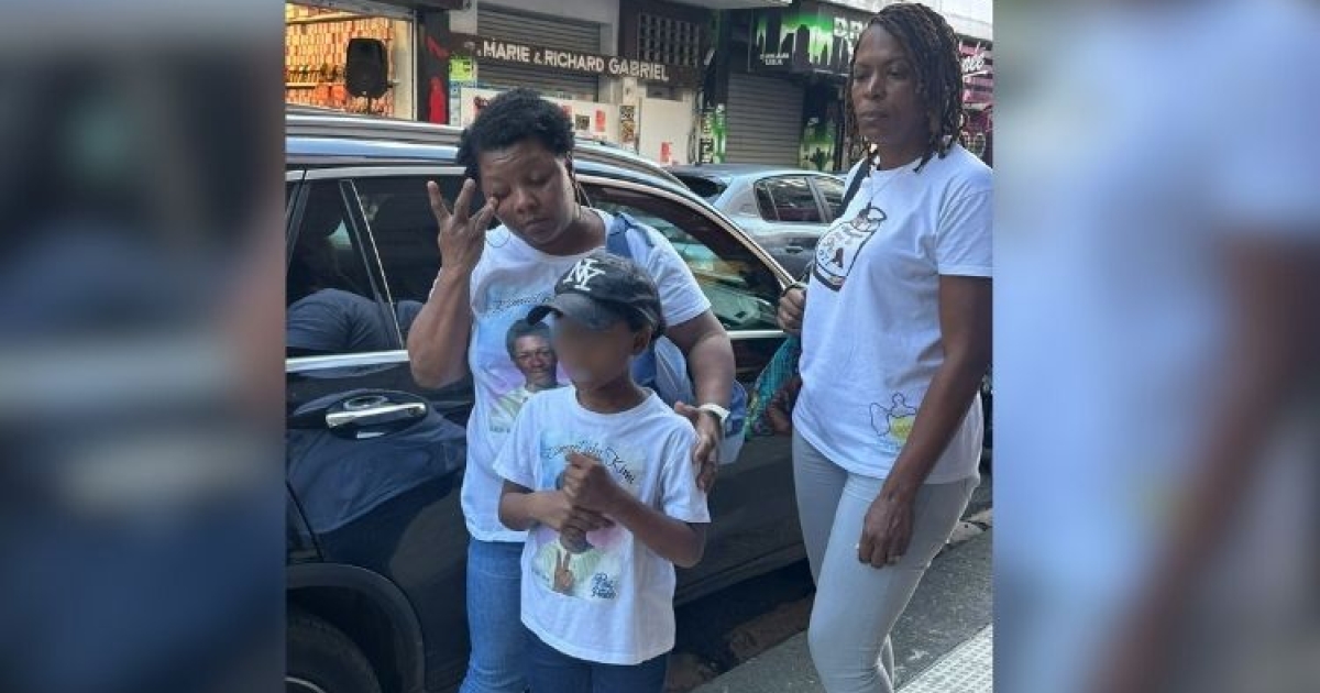     Un hommage rendu à Kimaël Ouikede, poignardé en marge d'un déboulé de carnaval en janvier 2025

