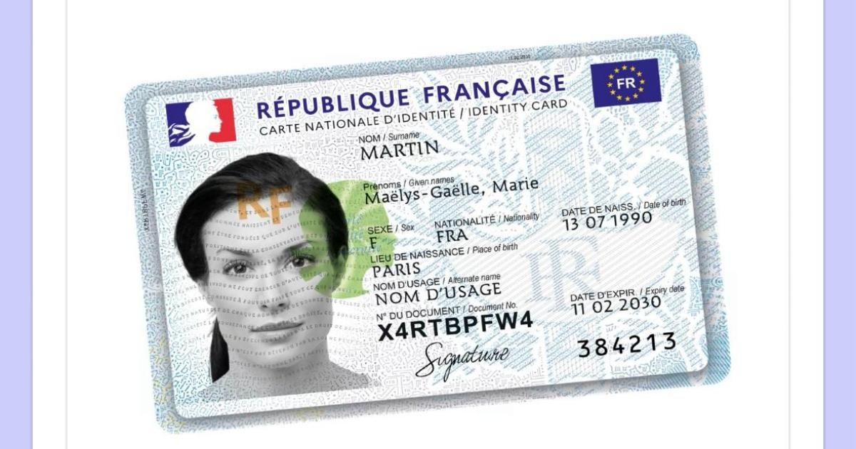     La carte d'identité virtuelle sera autorisée dans les aéroports français dès l'été prochain

