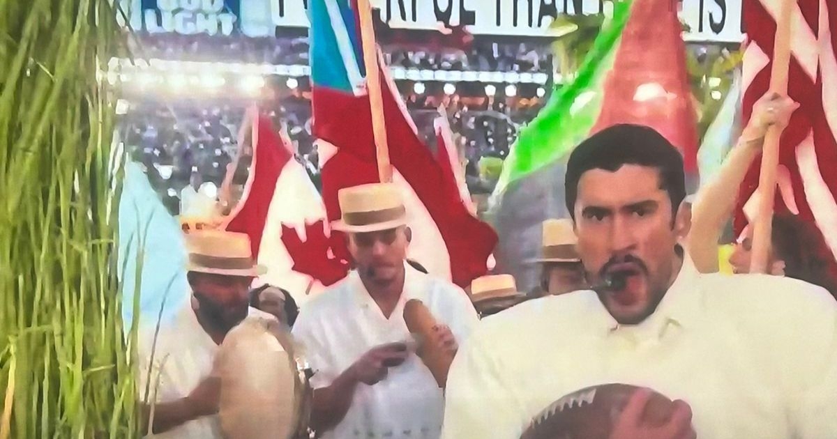     Superbowl : le drapeau Rouge-Vert-Noir de la Martinique au "half-time show" de Bad Bunny

