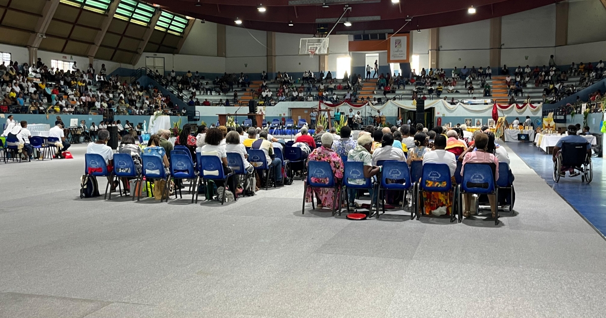     Loin du carnaval, de nombreux croyants se rassemblent pour le traditionnel séminaire d’entrée en Carême

