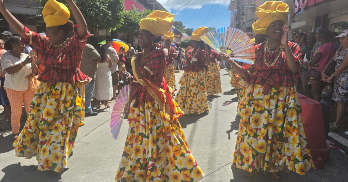     [IMAGES] Carnaval : un lundi gras mémorable à Basse-Terre !

