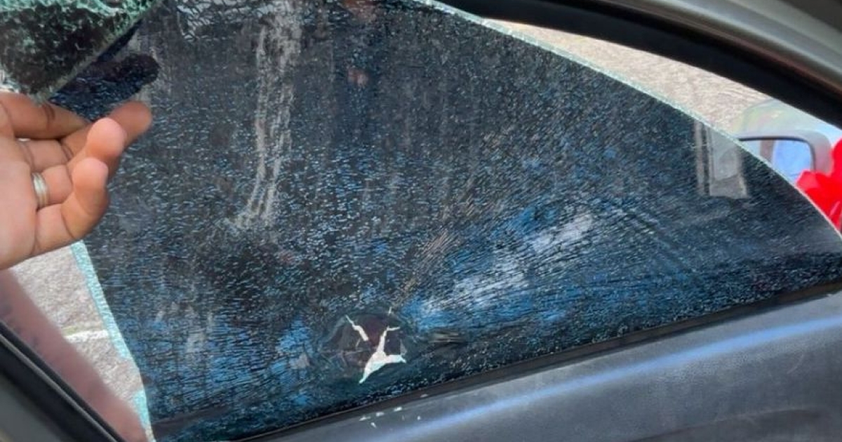     Meurtre de Sainte-Thérèse : un automobiliste de 20 ans frôlé par une balle qui brise sa vitre 

