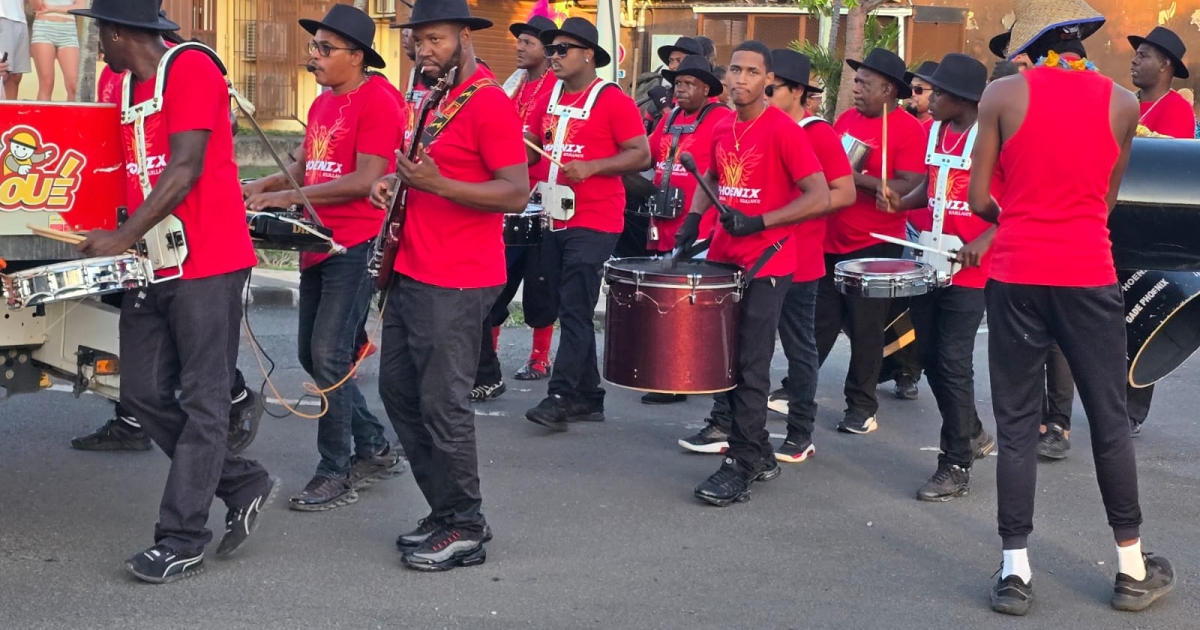    [EN IMAGES] La tradition de la Mi-Carême respectée ce jeudi à Basse-Terre !

