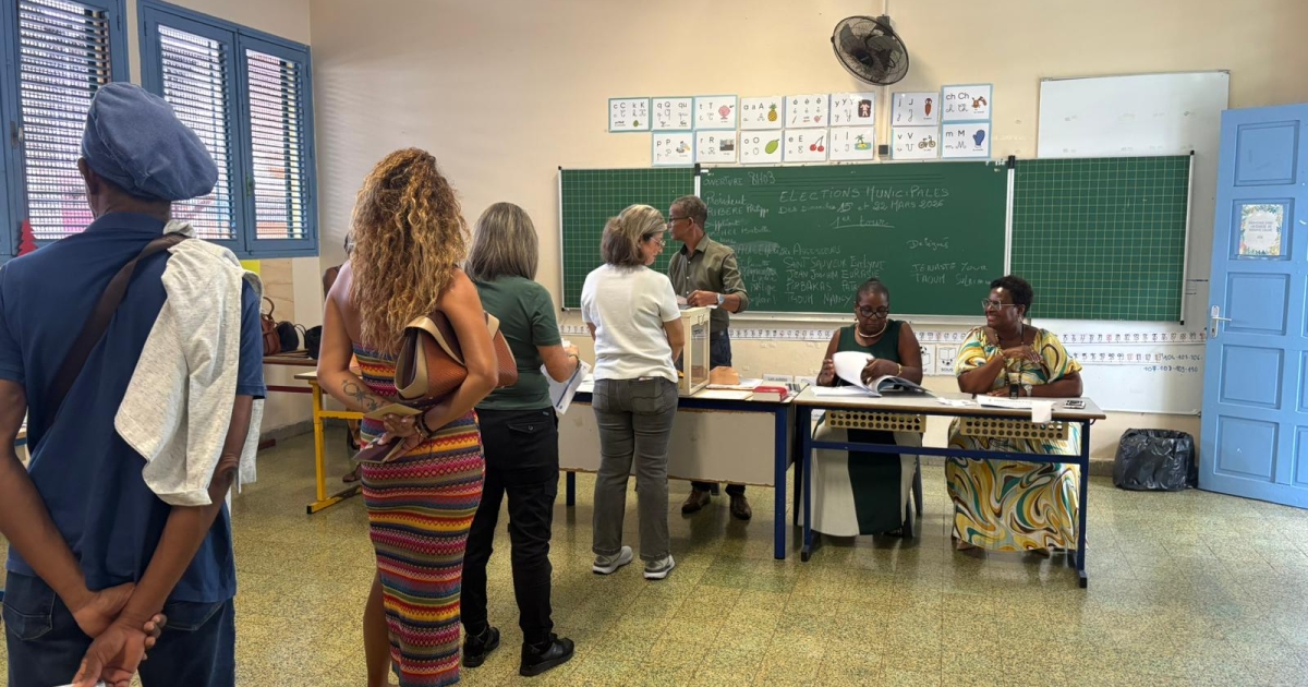     [⭕Direct🗳️] Municipales 2026 : les 424 bureaux de vote de Guadeloupe sont ouverts

