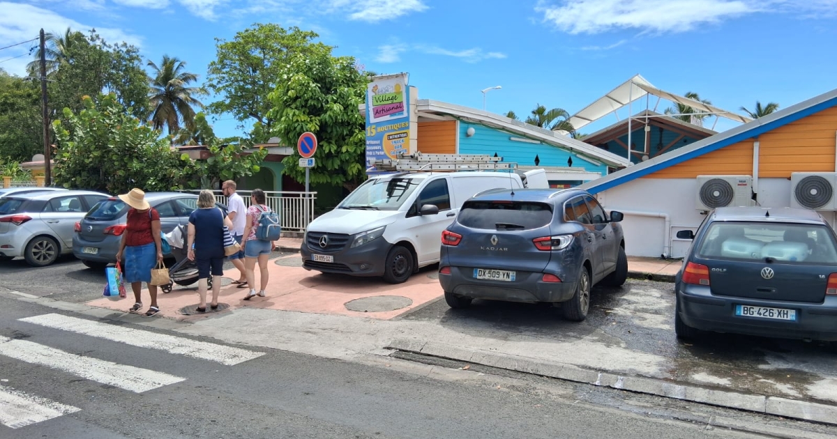     Meurtre à Sainte-Anne : l'incompréhension domine après ce 9ème homicide de l'année en Guadeloupe

