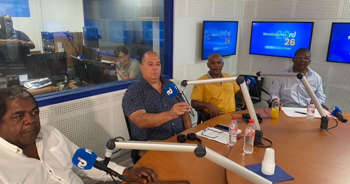     [Direct] Municipales 2026 en Martinique : le débat des candidats pour le second tour à Bellefontaine

