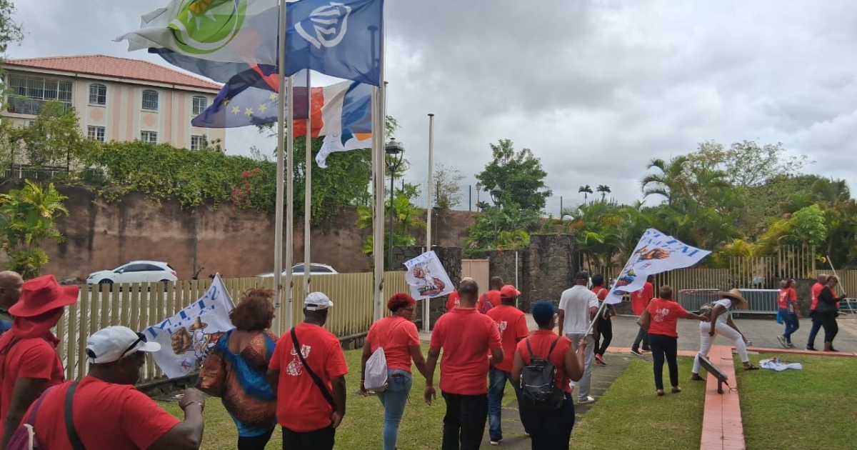     Retards de cotisations : les accueillants familiaux montent au créneau à la CTM

