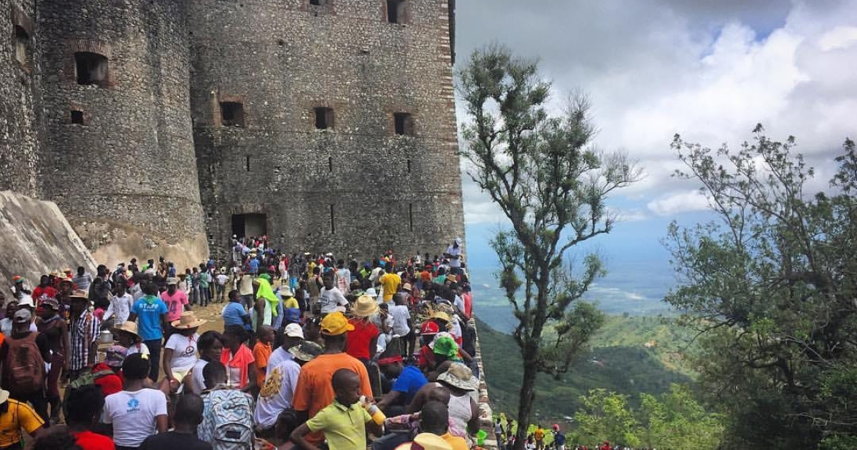     Une bousculade sur un site touristique fait 30 morts en Haïti 


