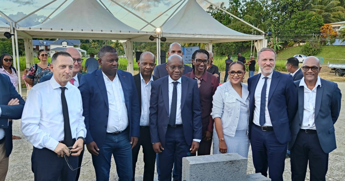     Santé : pose de la première pierre du futur centre de dialyse de l'AUDRA aux Abymes

