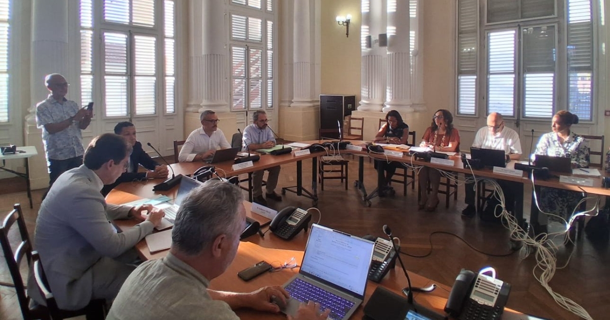     Hausse du carburant : « les prix vont refléter les augmentations mondiales », prévient le préfet de Martinique

