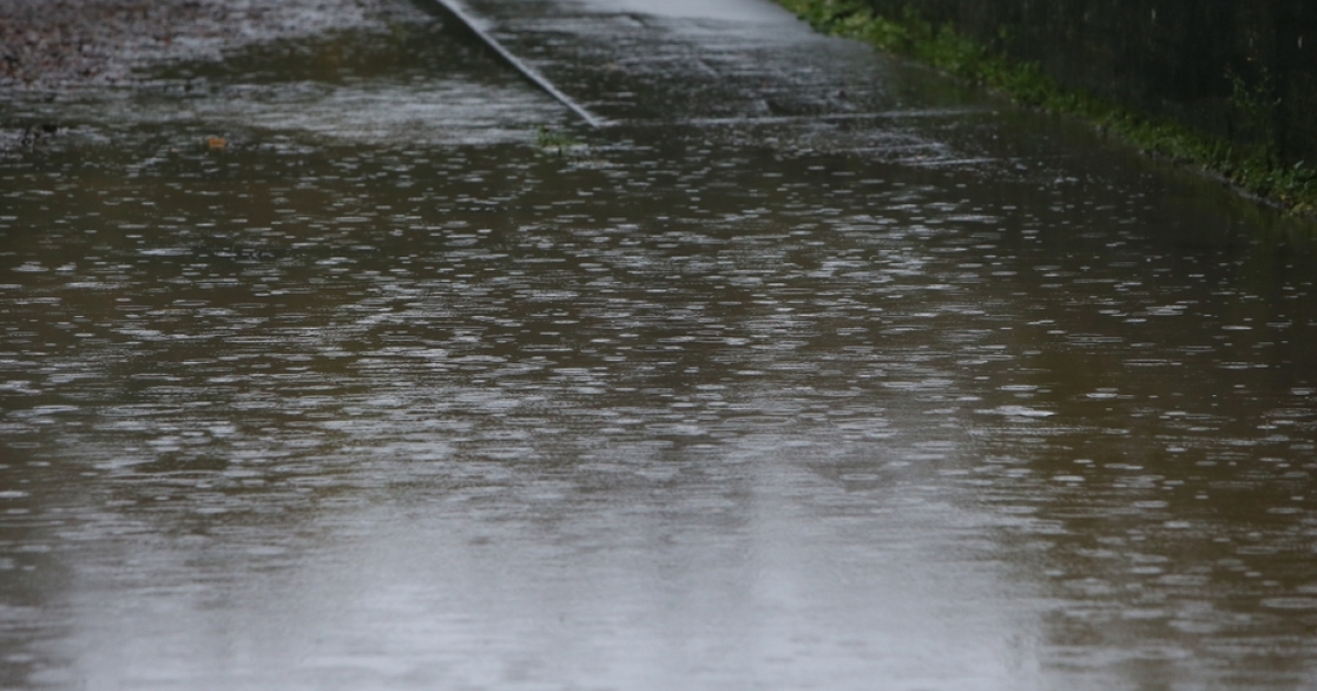     La vigilance jaune pour fortes pluies et orages maintenue en Martinique ce samedi

