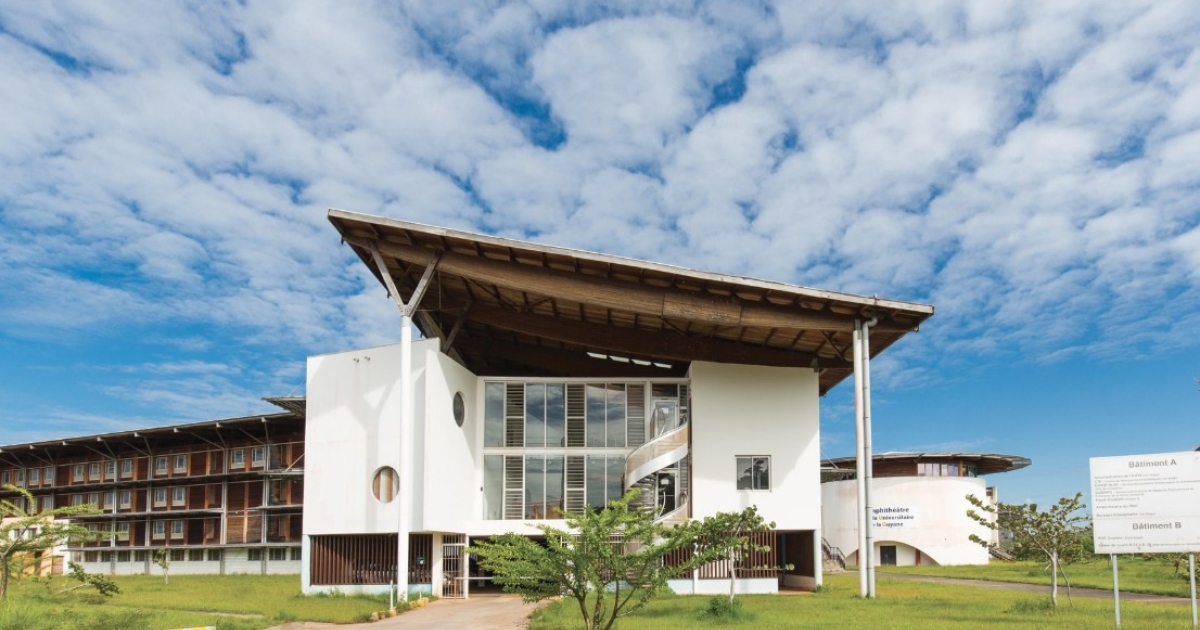     Suspecté de violences sexistes et sexuelles, le président de l'université de Guyane suspendu

