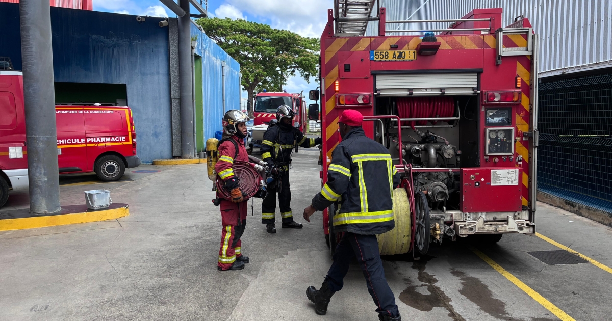    Dans les coulisses du quotidien des sapeurs-pompiers en Guadeloupe

