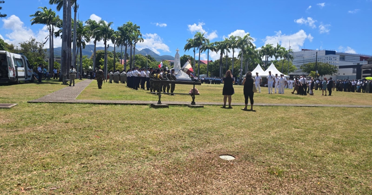     Commémoration du 8-Mai en Guadeloupe : émotion, devoir de mémoire et jeunesse à l’honneur au Champ d’Arbaud

