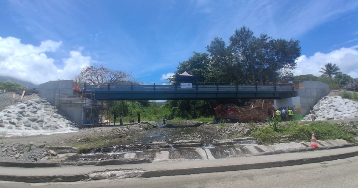    Saint-Pierre : le viaduc de la Rivière des Pères est officiellement en service

