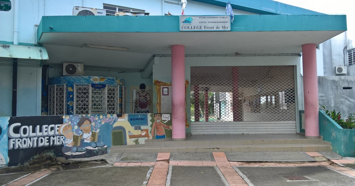     « Nous disons stop » : les enseignants du collège Front de Mer de Pointe-à-Pitre dénoncent un climat "autoritaire"


