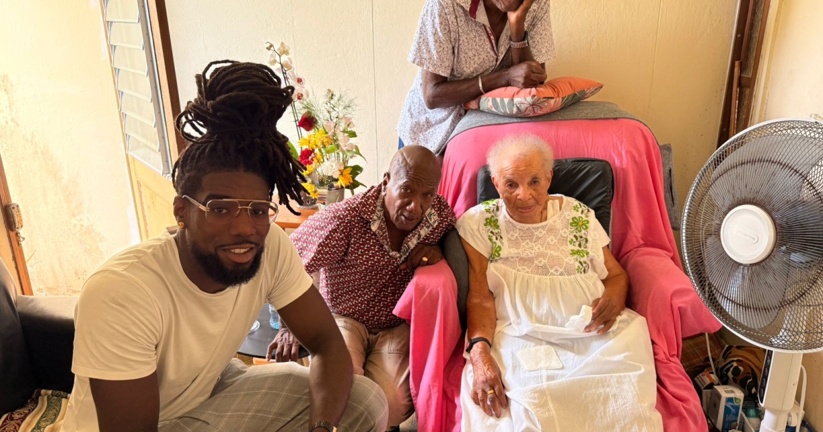     Bernadette Rolas, couturière originaire du Morne-Rouge, fête ses 110 ans

