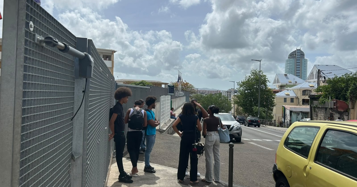     Bac 2026 en Martinique : bilan contrasté des élèves de première pour la nouvelle épreuve de mathématiques

