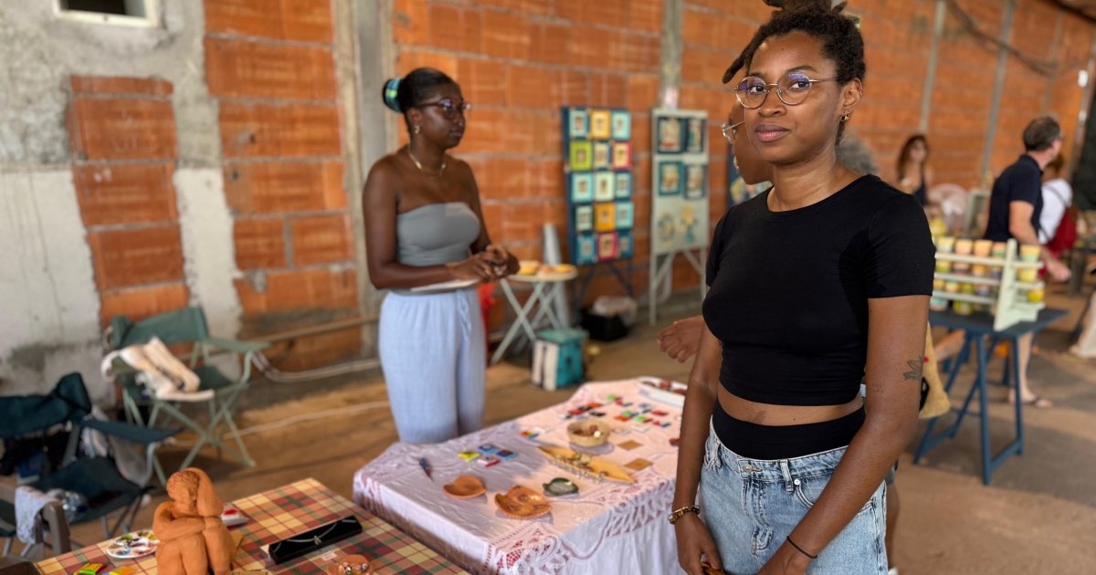     [PORTRAIT] Anne-Sarah Monlouis, la plus jeune céramiste de Martinique, pétrie de passion depuis l'âge de 6 ans

