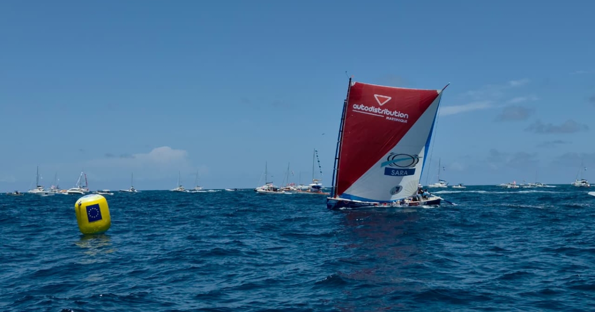     [⭕️Direct⛵️] Tour des yoles 2026 : Sara/Autodistribution s'impose au Vauclin et prend le maillot rouge de leader

