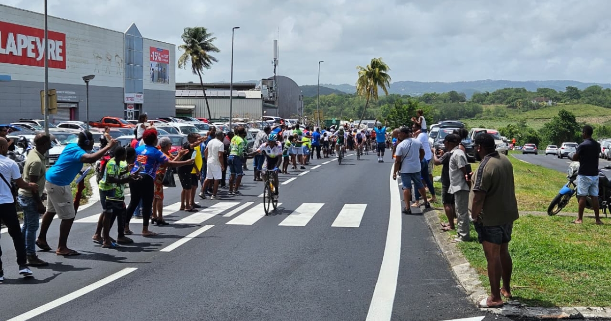     [⭕️Direct🚴] Tour cycliste de Martinique 2026 : Nils Brun (UCH) remporte l'étape et récupère le maillot jaune !

