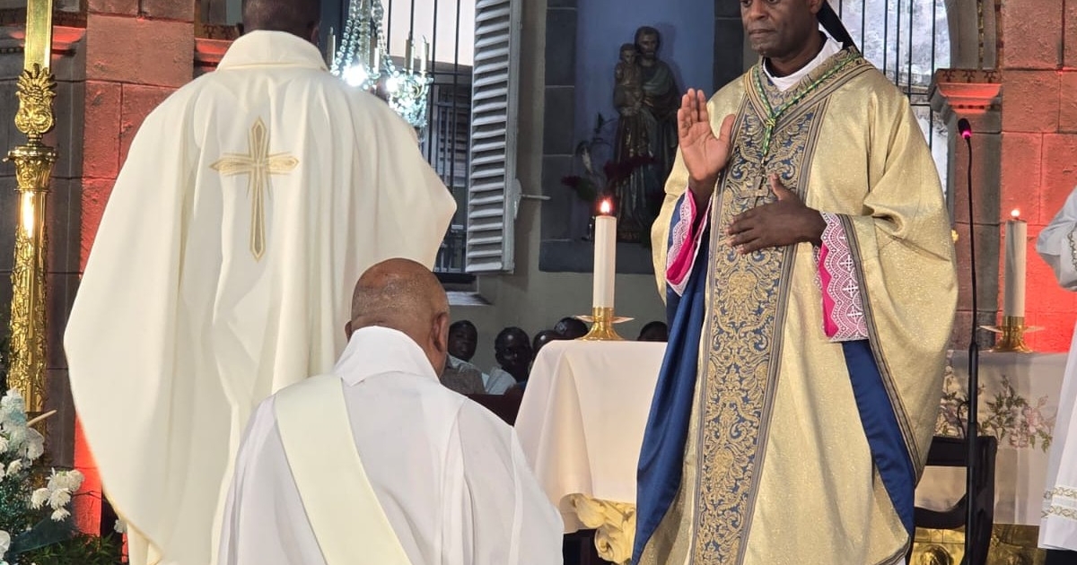     José Obertan ordonné prêtre à la cathédrale Notre-Dame-de-Guadeloupe

