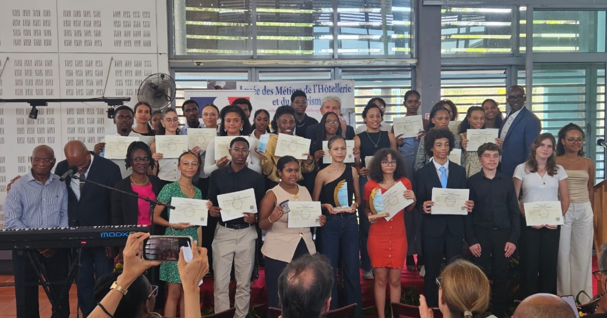     Les meilleurs bacheliers de l'Académie Guadeloupe mis à l'honneur au Lycée hôtelier du Gosier


