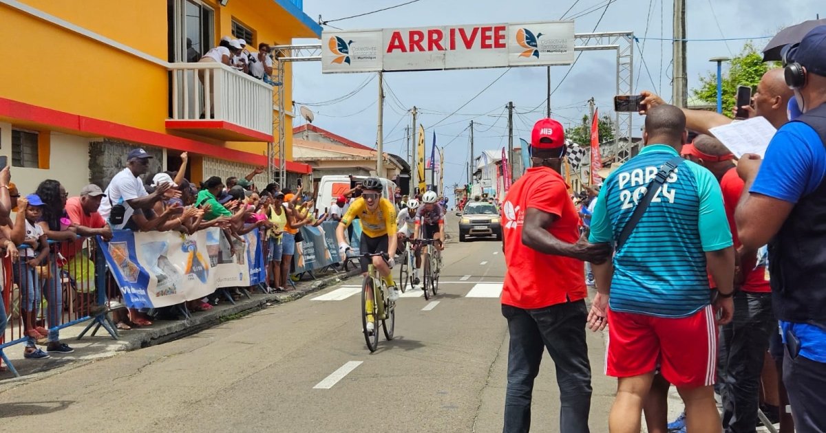     [⭕️Direct🚴] Tour cycliste de Martinique 2026 : Nils Brun vainqueur à Macouba, conserve son maillot jaune

