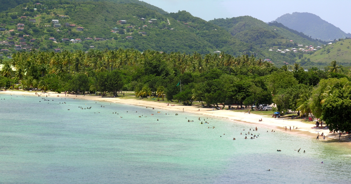     Plage de Pointe Marin : une activité gratuite incontournable pour se baigner en Martinique

