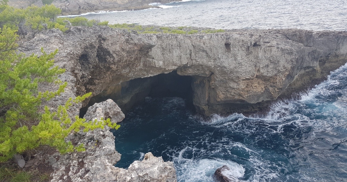     Trou à Man Coco : une activité gratuite pour découvrir un site naturel spectaculaire en Guadeloupe

